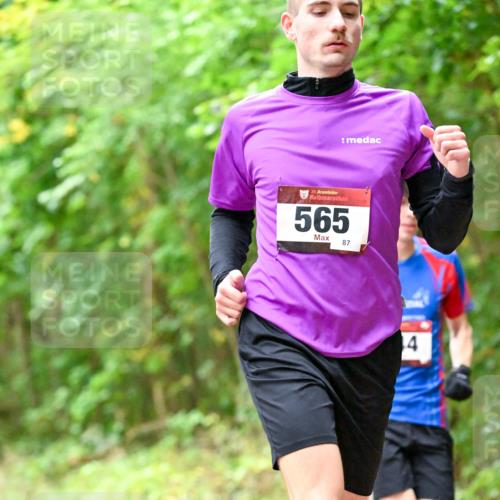 11.10.2026 - Bramfelder Halbmarathon 2026 Dr. Thomas Lammeyer http://msf.ph/oto/10821425 11.10.2026 10:27:01 Laufen 35, 565, 87, 4 meine-sportfotos.de