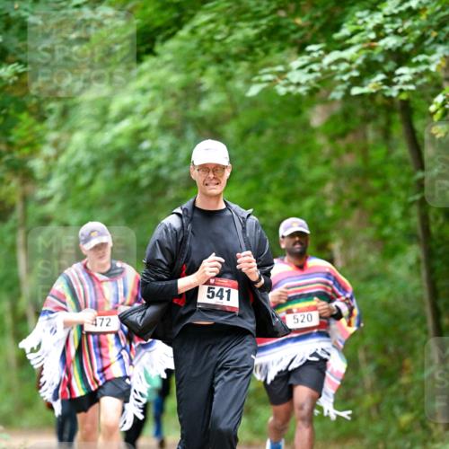 11.10.2026 - Bramfelder Halbmarathon 2026 Dr. Thomas Lammeyer http://msf.ph/oto/10821592 11.10.2026 10:28:26 Laufen 472, 541, 520 meine-sportfotos.de