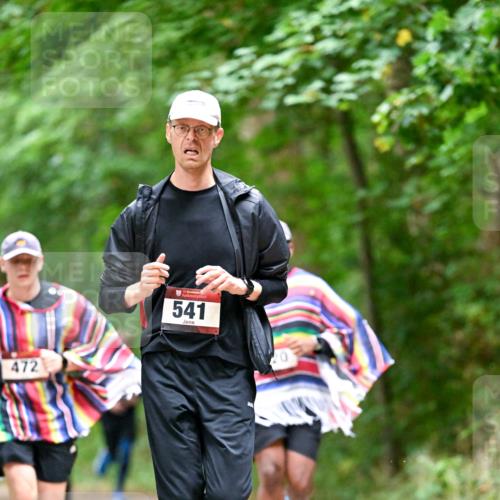 11.10.2026 - Bramfelder Halbmarathon 2026 Dr. Thomas Lammeyer http://msf.ph/oto/10821597 11.10.2026 10:28:27 Laufen 472, 541 meine-sportfotos.de