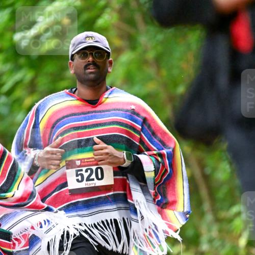 11.10.2026 - Bramfelder Halbmarathon 2026 Dr. Thomas Lammeyer http://msf.ph/oto/10821617 11.10.2026 10:28:31 Laufen 217, 35, 520 meine-sportfotos.de