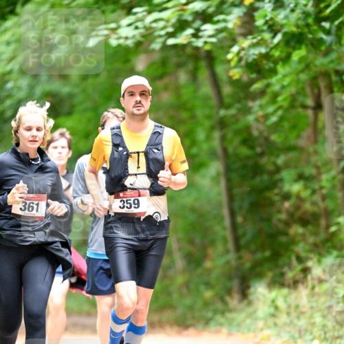 11.10.2026 - Bramfelder Halbmarathon 2026 Dr. Thomas Lammeyer http://msf.ph/oto/10821741 11.10.2026 10:29:32 Laufen 361, 359 meine-sportfotos.de