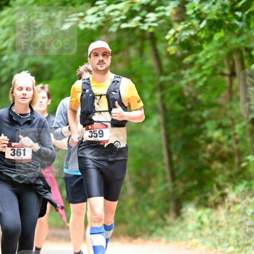 11.10.2026 - Bramfelder Halbmarathon 2026 Dr. Thomas Lammeyer http://msf.ph/oto/10821742 11.10.2026 10:29:32 Laufen 361, 359 meine-sportfotos.de