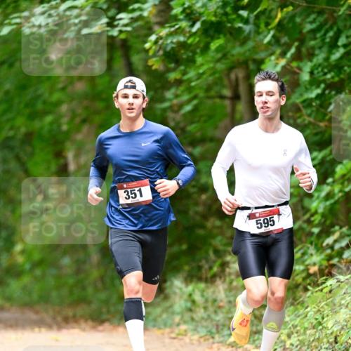 11.10.2026 - Bramfelder Halbmarathon 2026 Dr. Thomas Lammeyer http://msf.ph/oto/10821881 11.10.2026 10:30:24 Laufen 351, 595 meine-sportfotos.de