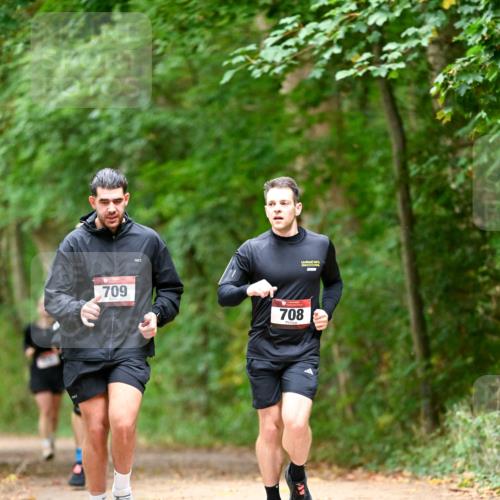 11.10.2026 - Bramfelder Halbmarathon 2026 Dr. Thomas Lammeyer http://msf.ph/oto/10821961 11.10.2026 10:30:58 Laufen 709, 708 meine-sportfotos.de