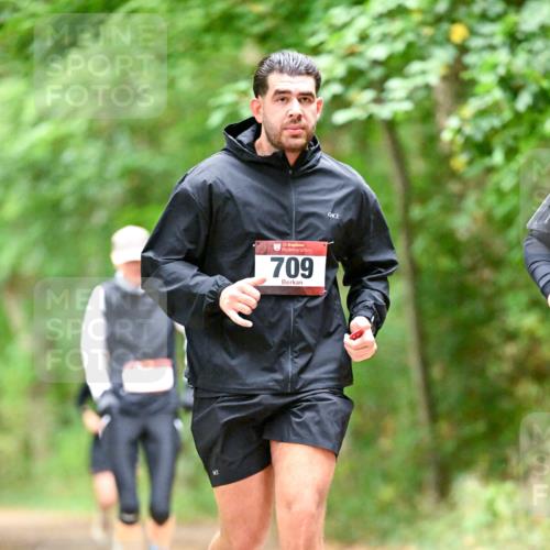 11.10.2026 - Bramfelder Halbmarathon 2026 Dr. Thomas Lammeyer http://msf.ph/oto/10821982 11.10.2026 10:31:02 Laufen 709 meine-sportfotos.de