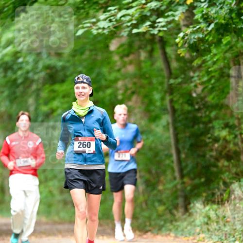 11.10.2026 - Bramfelder Halbmarathon 2026 Dr. Thomas Lammeyer http://msf.ph/oto/10822195 11.10.2026 10:33:17 Laufen 260, 271 meine-sportfotos.de