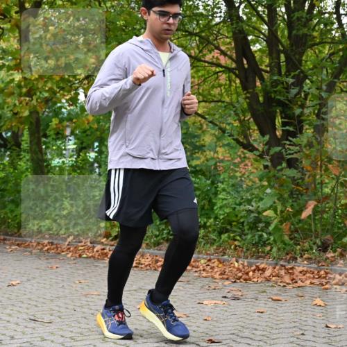 11.10.2026 - Bramfelder Halbmarathon 2026 J. Mangold http://msf.ph/oto/10822285 11.10.2026 10:12:28 Laufen 577, 593, 611 meine-sportfotos.de