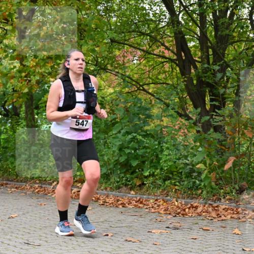 11.10.2026 - Bramfelder Halbmarathon 2026 J. Mangold http://msf.ph/oto/10822305 11.10.2026 10:13:05 Laufen 479, 547 meine-sportfotos.de