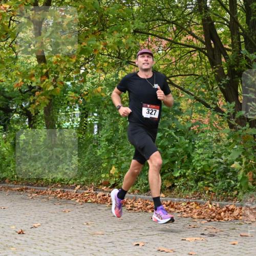 11.10.2026 - Bramfelder Halbmarathon 2026 J. Mangold http://msf.ph/oto/10822345 11.10.2026 10:14:01 Laufen 214, 319, 327, 444 meine-sportfotos.de