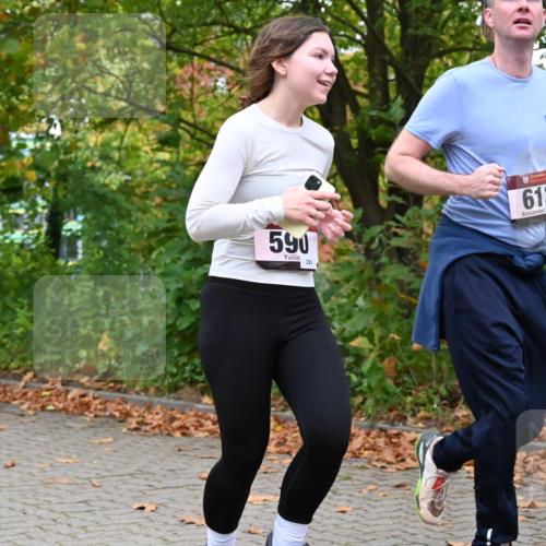 11.10.2026 - Bramfelder Halbmarathon 2026 J. Mangold http://msf.ph/oto/10822417 11.10.2026 10:15:37 Laufen 53, 354, 590, 613, 778 meine-sportfotos.de