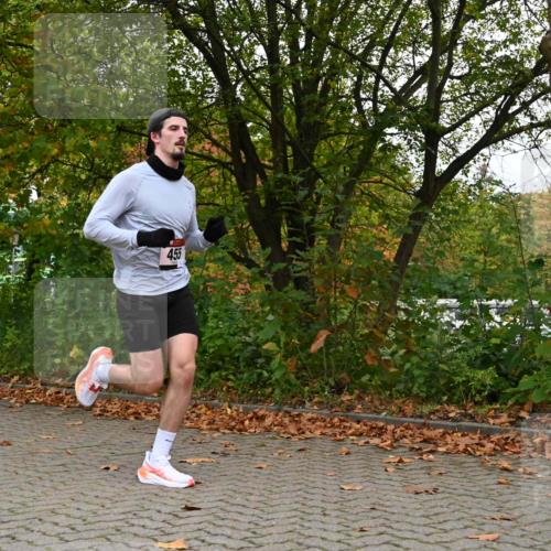 11.10.2026 - Bramfelder Halbmarathon 2026 J. Mangold http://msf.ph/oto/10822521 11.10.2026 10:18:19 Laufen 455 meine-sportfotos.de