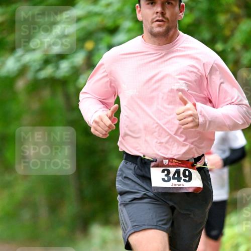 11.10.2026 - Bramfelder Halbmarathon 2026 Dr. Thomas Lammeyer http://msf.ph/oto/10822768 11.10.2026 10:36:03 Laufen 35, 349 meine-sportfotos.de