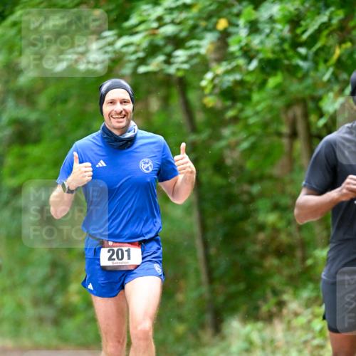 11.10.2026 - Bramfelder Halbmarathon 2026 Dr. Thomas Lammeyer http://msf.ph/oto/10822798 11.10.2026 10:36:13 Laufen 201 meine-sportfotos.de