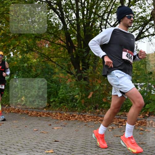 11.10.2026 - Bramfelder Halbmarathon 2026 J. Mangold http://msf.ph/oto/10822827 11.10.2026 10:22:34 Laufen 29, 155, 454, 576 meine-sportfotos.de