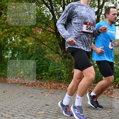11.10.2026 - Bramfelder Halbmarathon 2026 J. Mangold http://msf.ph/oto/10822875 11.10.2026 10:22:44 Laufen 292, 562, 563, 576, 633 meine-sportfotos.de