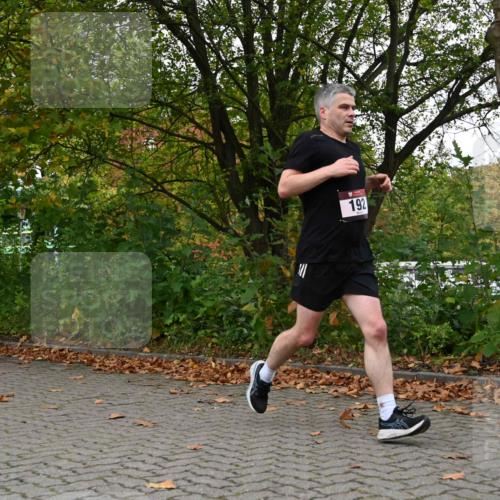 11.10.2026 - Bramfelder Halbmarathon 2026 J. Mangold http://msf.ph/oto/10822917 11.10.2026 10:23:17 Laufen 192, 328, 741 meine-sportfotos.de