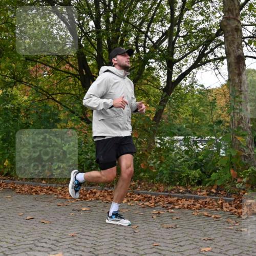 11.10.2026 - Bramfelder Halbmarathon 2026 J. Mangold http://msf.ph/oto/10822931 11.10.2026 10:23:30 Laufen 9, 221, 792 meine-sportfotos.de