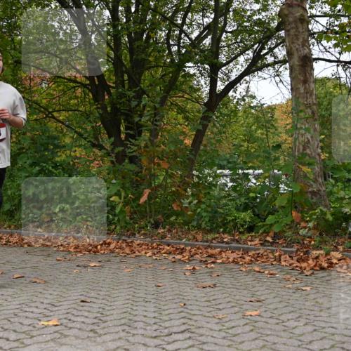 11.10.2026 - Bramfelder Halbmarathon 2026 J. Mangold http://msf.ph/oto/10823015 11.10.2026 10:26:08 Laufen 654, 773 meine-sportfotos.de