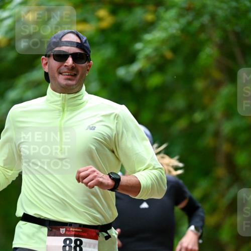 11.10.2026 - Bramfelder Halbmarathon 2026 Dr. Thomas Lammeyer http://msf.ph/oto/10823076 11.10.2026 10:37:07 Laufen 35, 88 meine-sportfotos.de