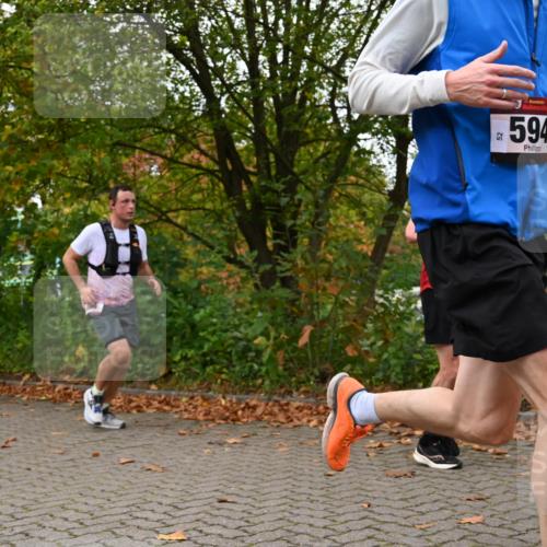 11.10.2026 - Bramfelder Halbmarathon 2026 J. Mangold http://msf.ph/oto/10823079 11.10.2026 10:27:18 Laufen 348, 460, 530, 594, 641, 804 meine-sportfotos.de