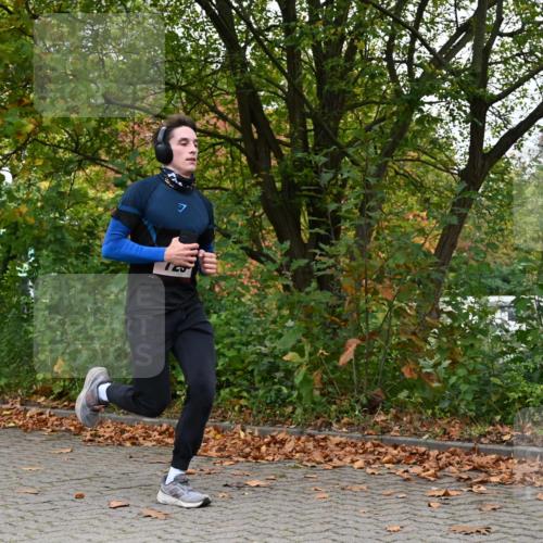 11.10.2026 - Bramfelder Halbmarathon 2026 J. Mangold http://msf.ph/oto/10823143 11.10.2026 10:28:01 Laufen 368, 521, 526, 637, 725, 735 meine-sportfotos.de
