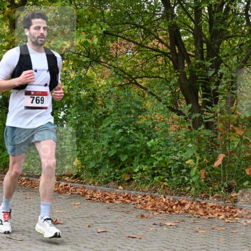 11.10.2026 - Bramfelder Halbmarathon 2026 J. Mangold http://msf.ph/oto/10823253 11.10.2026 10:30:59 Laufen 121, 769 meine-sportfotos.de