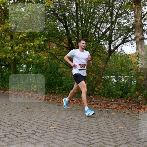 11.10.2026 - Bramfelder Halbmarathon 2026 J. Mangold http://msf.ph/oto/10823294 11.10.2026 10:31:47 Laufen 239, 593, 748 meine-sportfotos.de