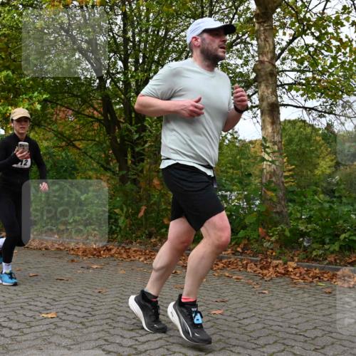 11.10.2026 - Bramfelder Halbmarathon 2026 J. Mangold http://msf.ph/oto/10823329 11.10.2026 10:31:53 Laufen 174, 239, 312, 738, 748 meine-sportfotos.de
