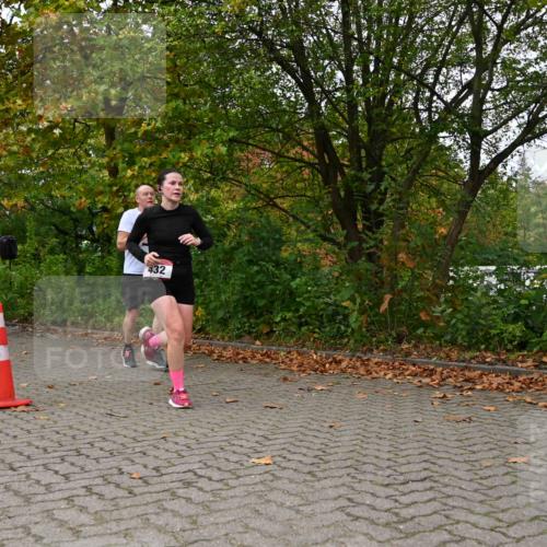 11.10.2026 - Bramfelder Halbmarathon 2026 J. Mangold http://msf.ph/oto/10823351 11.10.2026 10:31:58 Laufen 174, 259, 312, 432, 714, 738 meine-sportfotos.de
