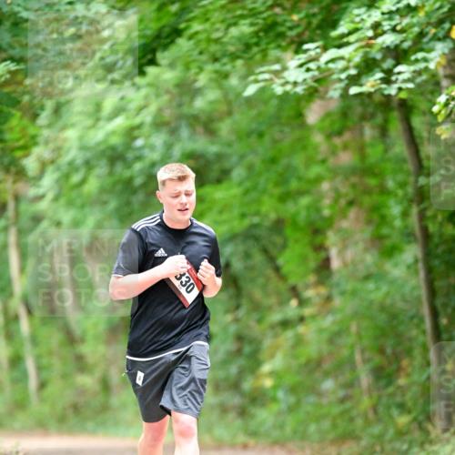 11.10.2026 - Bramfelder Halbmarathon 2026 Dr. Thomas Lammeyer http://msf.ph/oto/10823453 11.10.2026 10:38:26 Laufen 330 meine-sportfotos.de