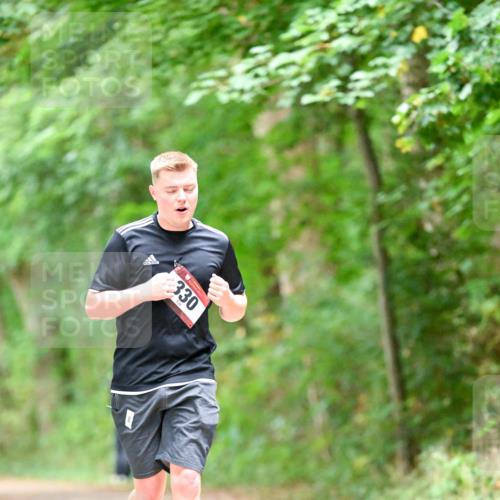 11.10.2026 - Bramfelder Halbmarathon 2026 Dr. Thomas Lammeyer http://msf.ph/oto/10823464 11.10.2026 10:38:27 Laufen 330 meine-sportfotos.de