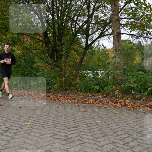 11.10.2026 - Bramfelder Halbmarathon 2026 J. Mangold http://msf.ph/oto/10823478 11.10.2026 10:33:00 Laufen 253 meine-sportfotos.de