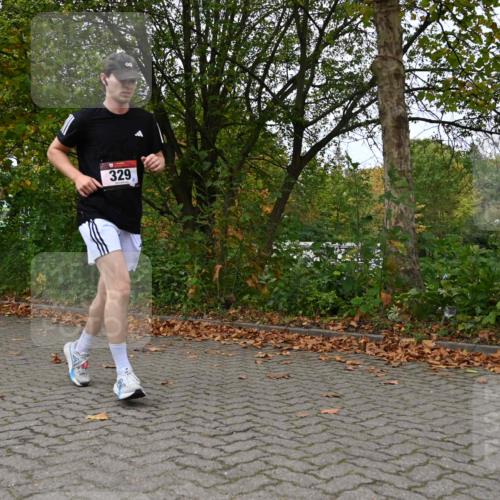 11.10.2026 - Bramfelder Halbmarathon 2026 J. Mangold http://msf.ph/oto/10823515 11.10.2026 10:33:08 Laufen 253, 300, 329, 463 meine-sportfotos.de