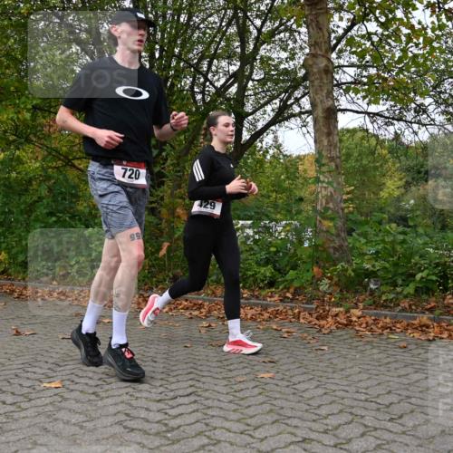 11.10.2026 - Bramfelder Halbmarathon 2026 J. Mangold http://msf.ph/oto/10823535 11.10.2026 10:33:15 Laufen 34, 329, 429, 452, 605, 720 meine-sportfotos.de