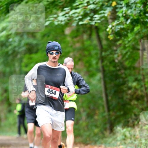 11.10.2026 - Bramfelder Halbmarathon 2026 Dr. Thomas Lammeyer http://msf.ph/oto/10823558 11.10.2026 10:38:45 Laufen 454 meine-sportfotos.de