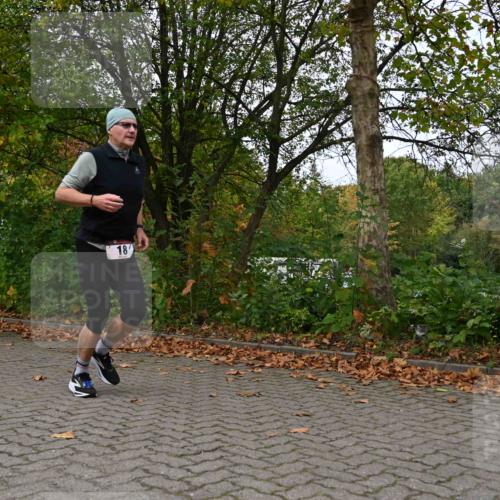 11.10.2026 - Bramfelder Halbmarathon 2026 J. Mangold http://msf.ph/oto/10823570 11.10.2026 10:33:21 Laufen 18, 34, 114, 214, 429, 452, 479, 567, 605, 720 meine-sportfotos.de