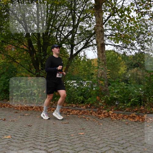 11.10.2026 - Bramfelder Halbmarathon 2026 J. Mangold http://msf.ph/oto/10823696 11.10.2026 10:34:21 Laufen 44, 303, 356, 439, 822 meine-sportfotos.de