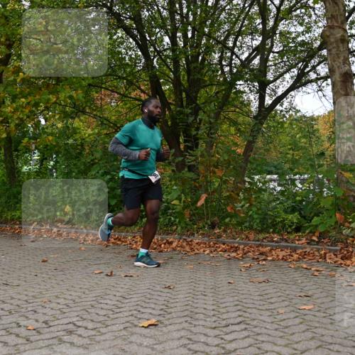 11.10.2026 - Bramfelder Halbmarathon 2026 J. Mangold http://msf.ph/oto/10823796 11.10.2026 10:35:22 Laufen 98, 489 meine-sportfotos.de