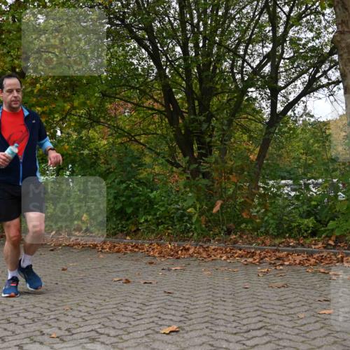 11.10.2026 - Bramfelder Halbmarathon 2026 J. Mangold http://msf.ph/oto/10823828 11.10.2026 10:35:46 Laufen 467 meine-sportfotos.de