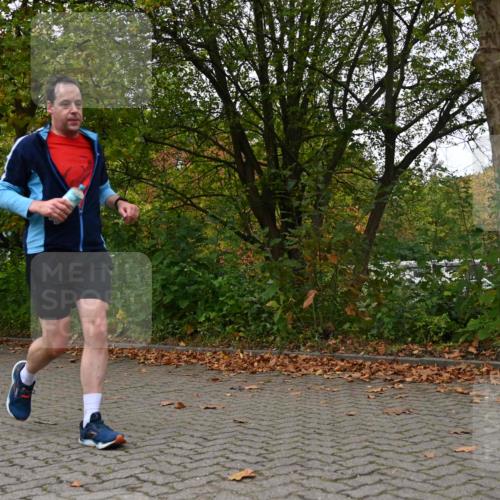 11.10.2026 - Bramfelder Halbmarathon 2026 J. Mangold http://msf.ph/oto/10823831 11.10.2026 10:35:46 Laufen 467 meine-sportfotos.de