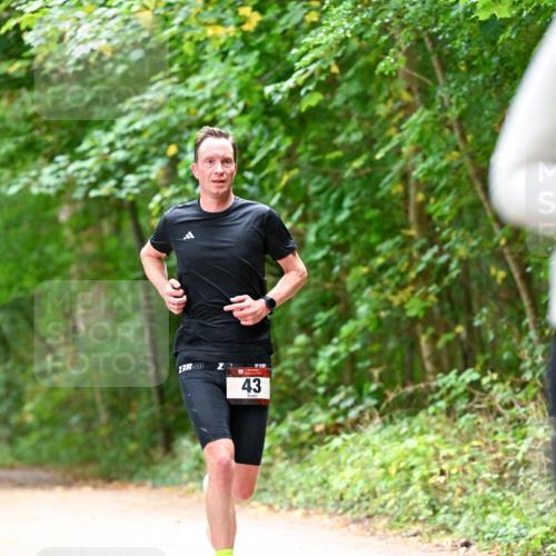 11.10.2026 - Bramfelder Halbmarathon 2026 Dr. Thomas Lammeyer http://msf.ph/oto/10823860 11.10.2026 10:39:38 Laufen 43 meine-sportfotos.de