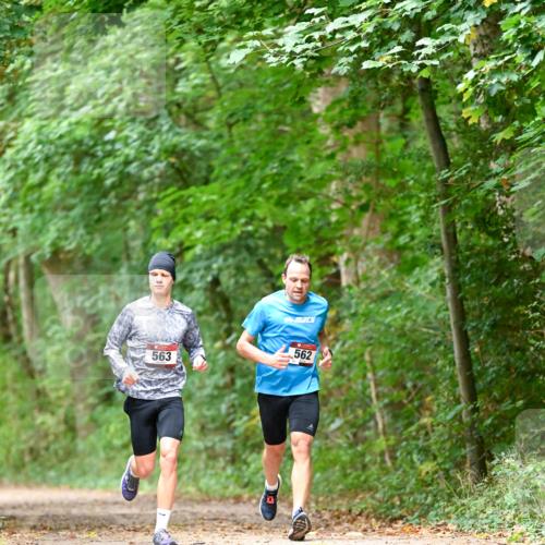 11.10.2026 - Bramfelder Halbmarathon 2026 Dr. Thomas Lammeyer http://msf.ph/oto/10823990 11.10.2026 10:40:03 Laufen 562, 563 meine-sportfotos.de