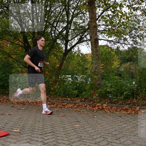 11.10.2026 - Bramfelder Halbmarathon 2026 J. Mangold http://msf.ph/oto/10824007 11.10.2026 10:38:28 Laufen 228, 799 meine-sportfotos.de