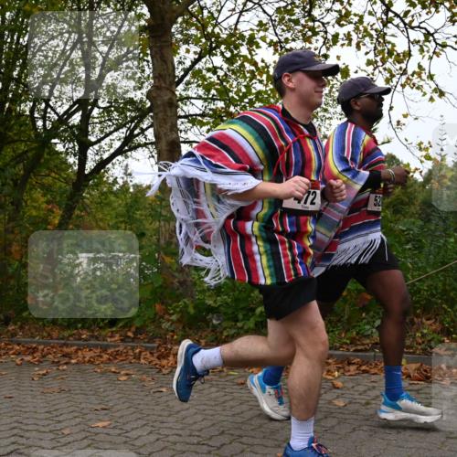 11.10.2026 - Bramfelder Halbmarathon 2026 J. Mangold http://msf.ph/oto/10824075 11.10.2026 10:39:43 Laufen 472, 520 meine-sportfotos.de