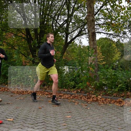11.10.2026 - Bramfelder Halbmarathon 2026 J. Mangold http://msf.ph/oto/10824234 11.10.2026 10:42:01 Laufen 151, 585, 635 meine-sportfotos.de