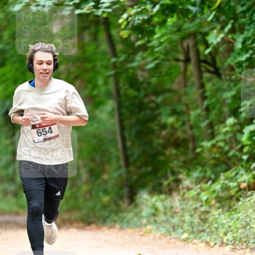 11.10.2026 - Bramfelder Halbmarathon 2026 Dr. Thomas Lammeyer http://msf.ph/oto/10824337 11.10.2026 10:42:19 Laufen 31, 654 meine-sportfotos.de