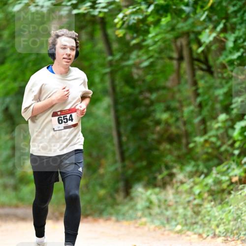 11.10.2026 - Bramfelder Halbmarathon 2026 Dr. Thomas Lammeyer http://msf.ph/oto/10824339 11.10.2026 10:42:20 Laufen 654 meine-sportfotos.de