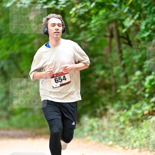 11.10.2026 - Bramfelder Halbmarathon 2026 Dr. Thomas Lammeyer http://msf.ph/oto/10824343 11.10.2026 10:42:20 Laufen 35, 654, 31 meine-sportfotos.de