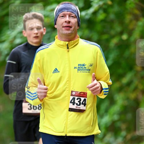 11.10.2026 - Bramfelder Halbmarathon 2026 Dr. Thomas Lammeyer http://msf.ph/oto/10824721 11.10.2026 10:44:47 Laufen 36, 19, 20, 2009, 368, 35, 434 meine-sportfotos.de