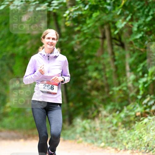 11.10.2026 - Bramfelder Halbmarathon 2026 Dr. Thomas Lammeyer http://msf.ph/oto/10824848 11.10.2026 10:45:47 Laufen 266 meine-sportfotos.de